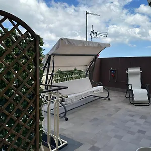 https://la-casa-di-ary-alle-pendici-delletna.sicilyhotelsitaly.net